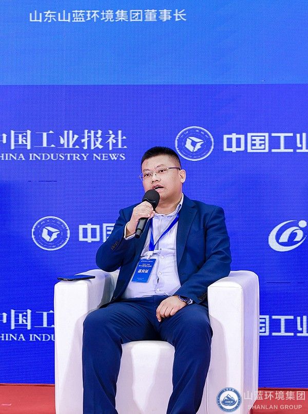 山蓝环境董事长吴柒兵.jpg 山蓝环境董事长吴柒兵.jpg